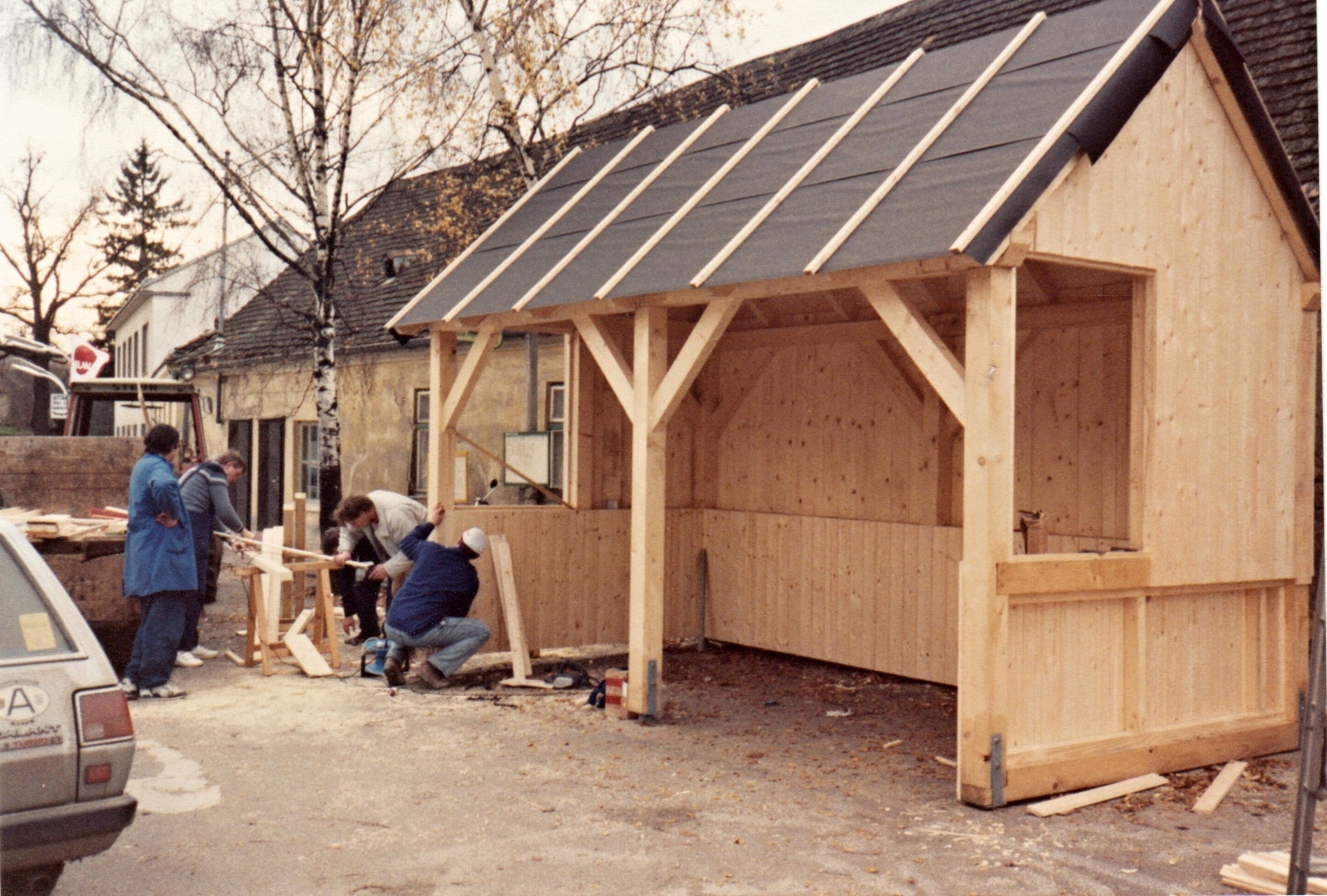 19890000 Buswartehäuschen3
