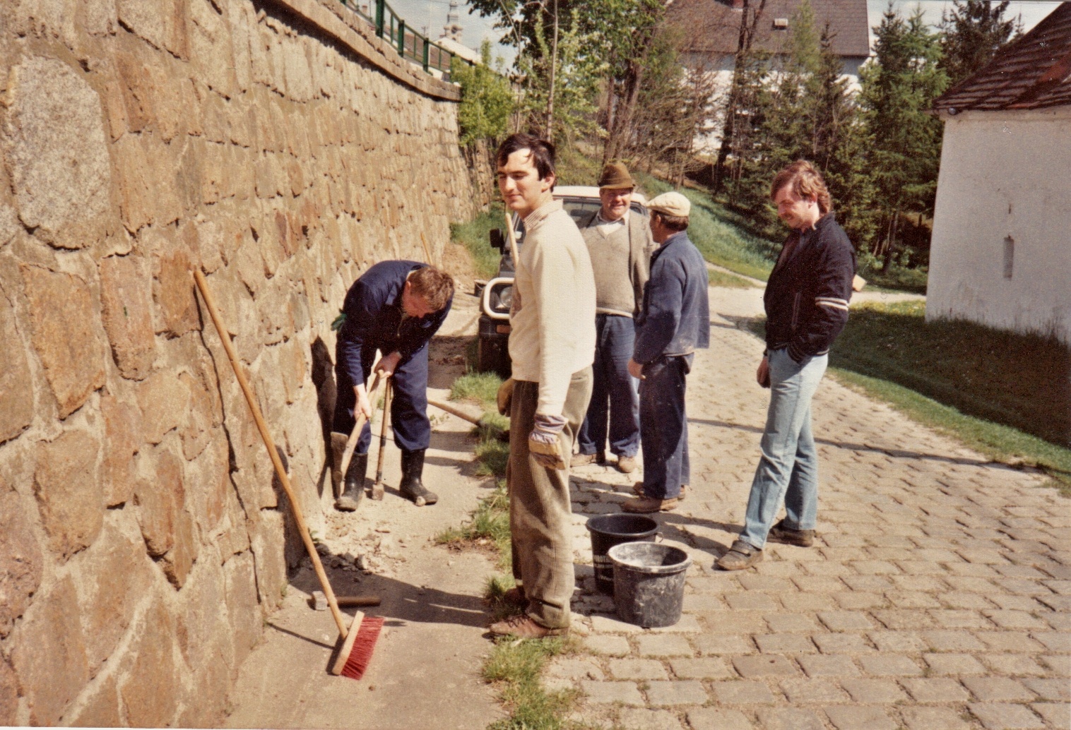 19890000 Löschteich3